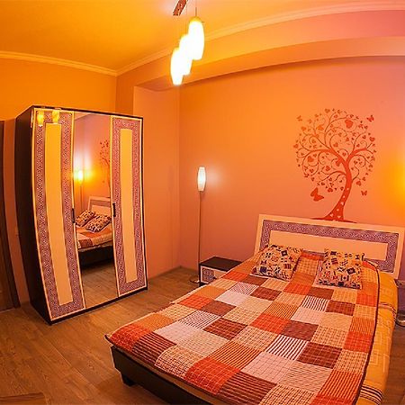 Квартира Подобово В Центрі На Вулиці Краківській 34 Площа Ринок Сам Центер Міста Львова Extérieur photo